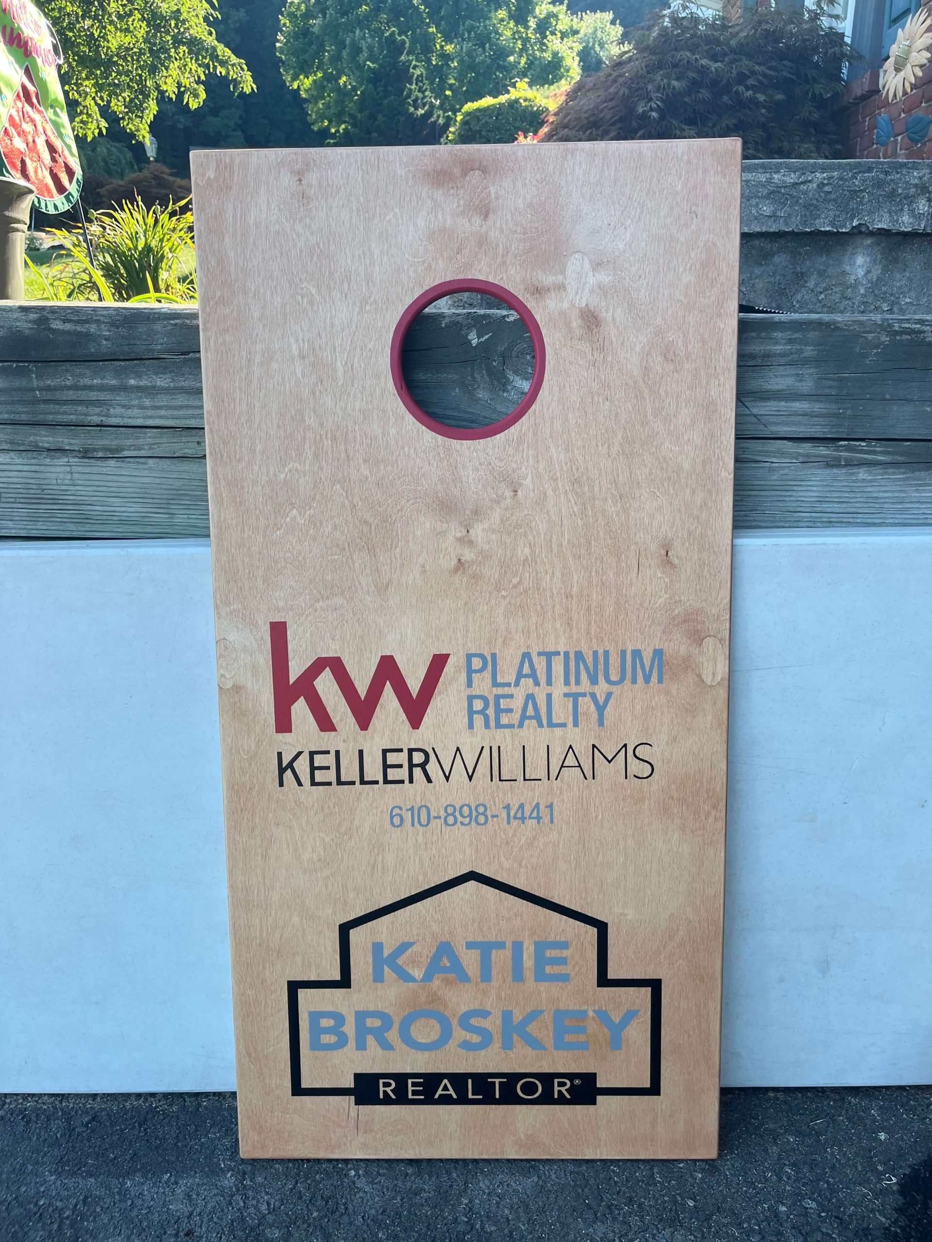 keller williams katie broskey sponsored cornhole board